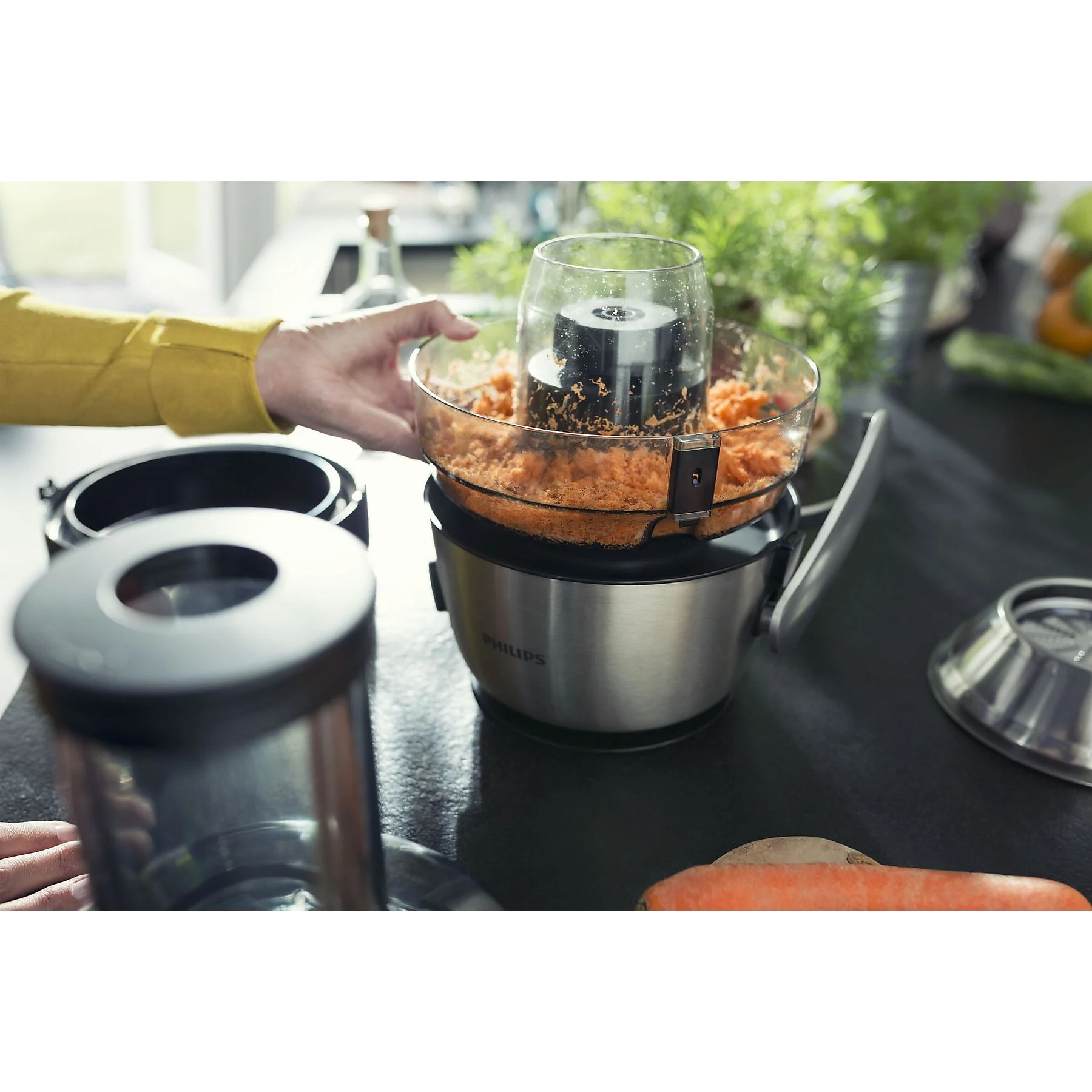 PHILIPS HR1921/20 Avance Collection 1L, QuickClean, XXL-Einfüllöffnung, Entsafter 1100 Watt, Edelstahl gebürstet