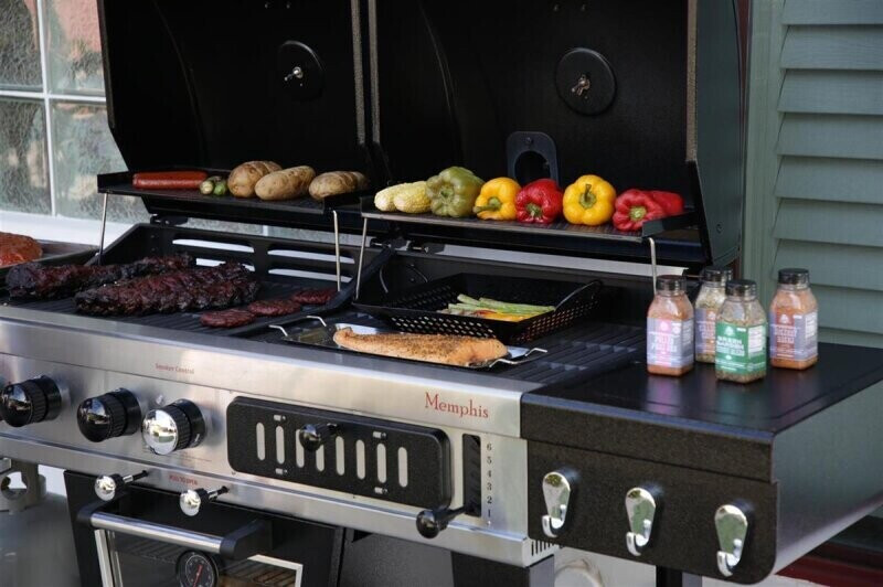 Pit Boss Memphis Ultimate 4-in-1