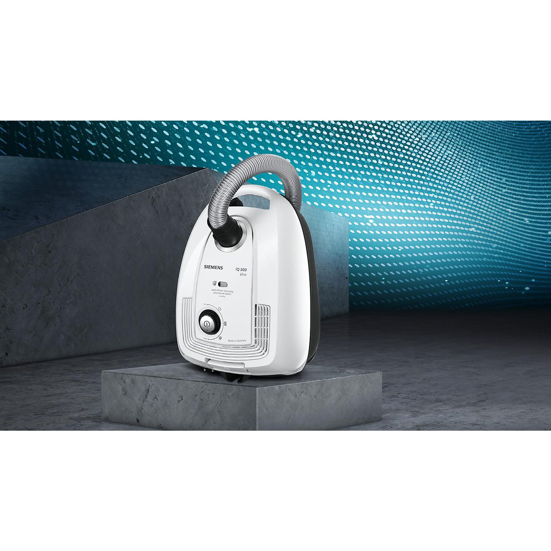 SIEMENS VSZ4GM338 iQ300 plus Staubsauger, maximale Leistung: 600 Watt