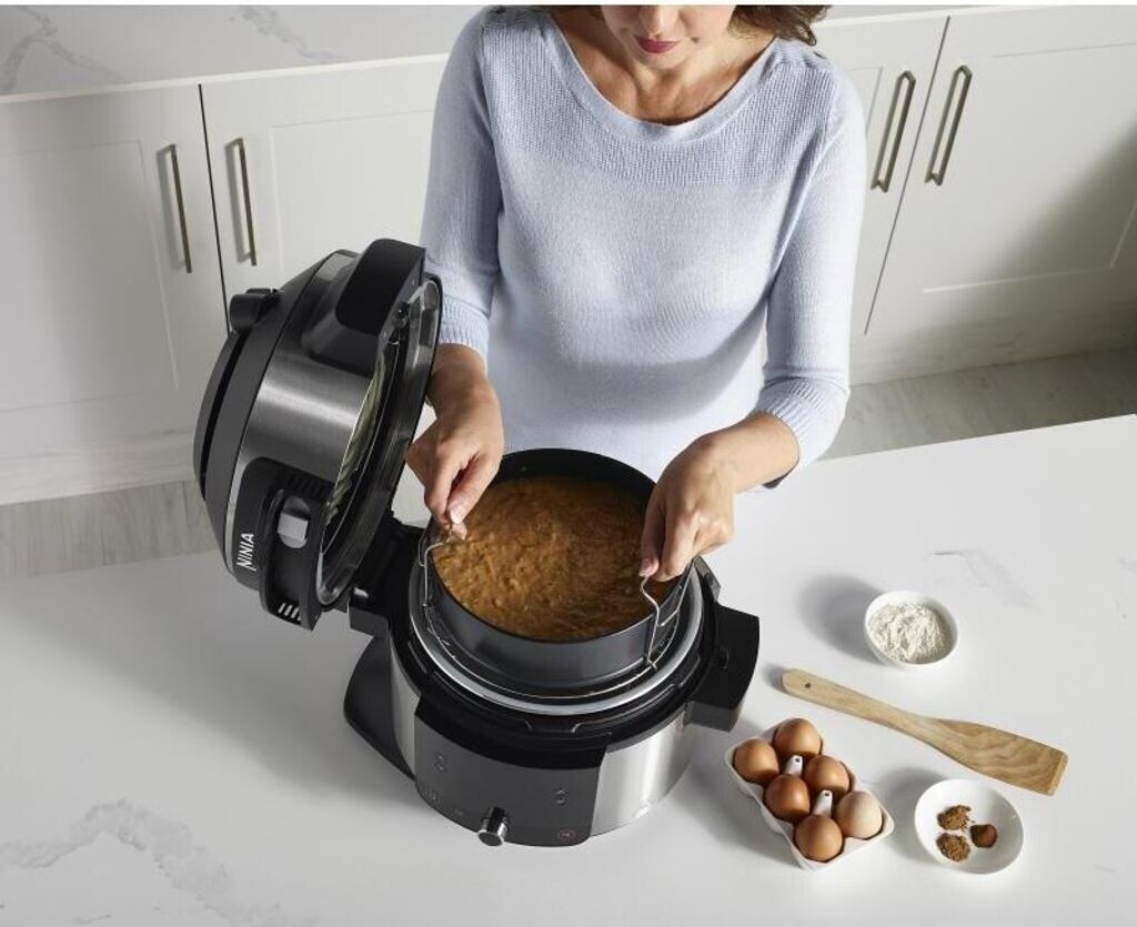 Ninja Foodi 11-in-1 SmartLid Multi-Cooker OL550EU