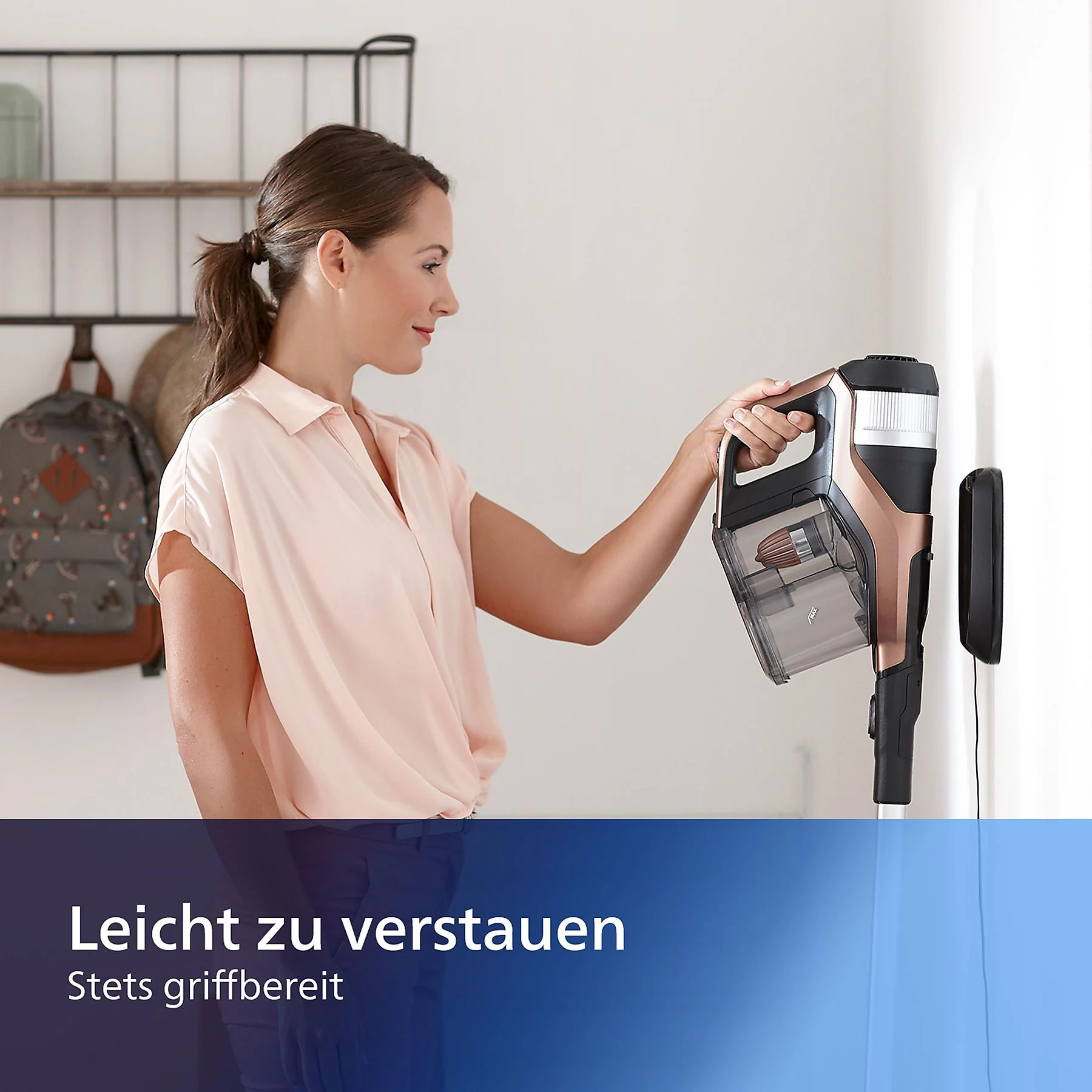 PHILIPS FC6826/01 Speedpro Laufzeit bis zu 65 Min., kabellos, Akkusauger, Stielsauger, Akkubetrieb, 25,2 Volt