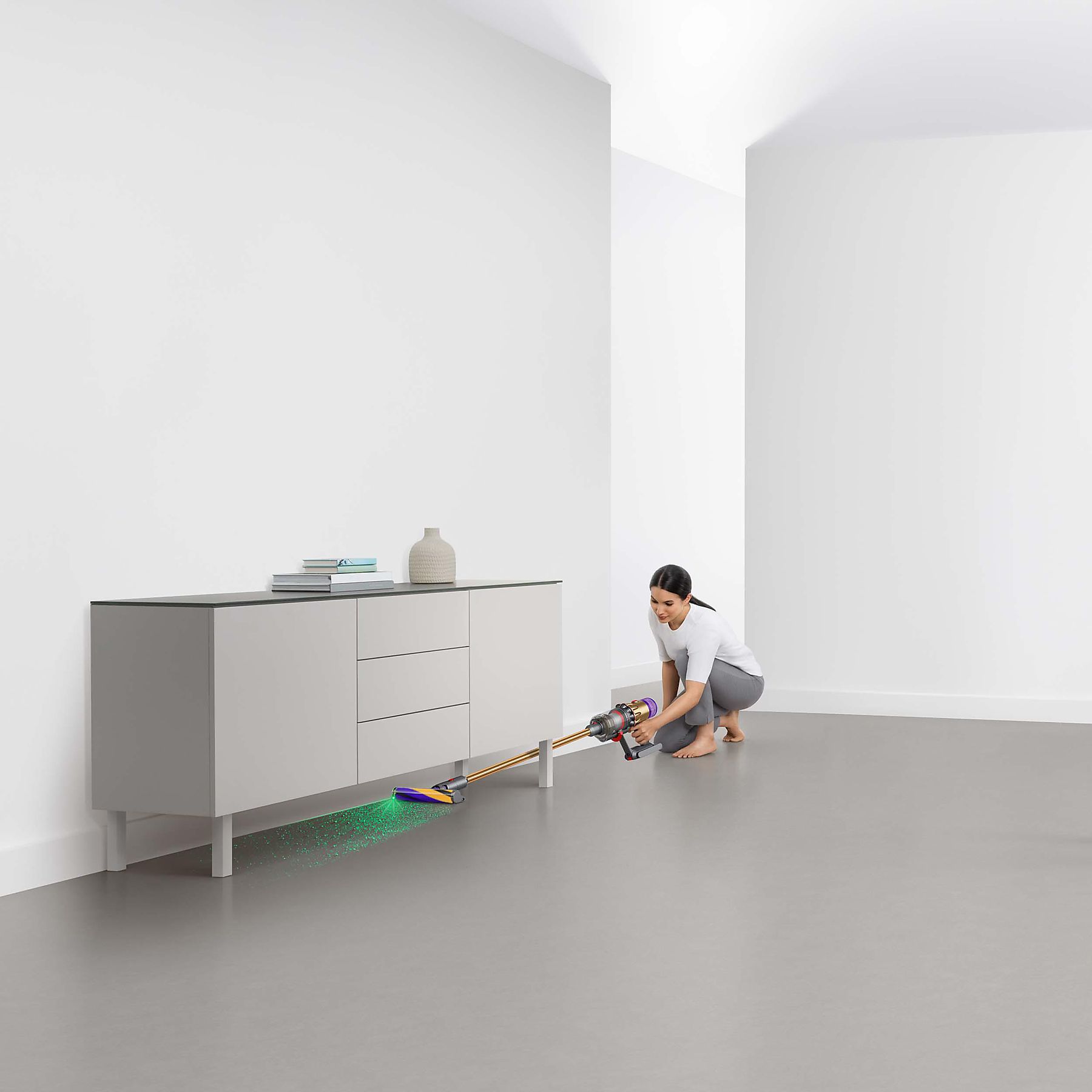 DYSON V12 Slim Complete Stielsauger, Akkubetrieb, 545 Watt