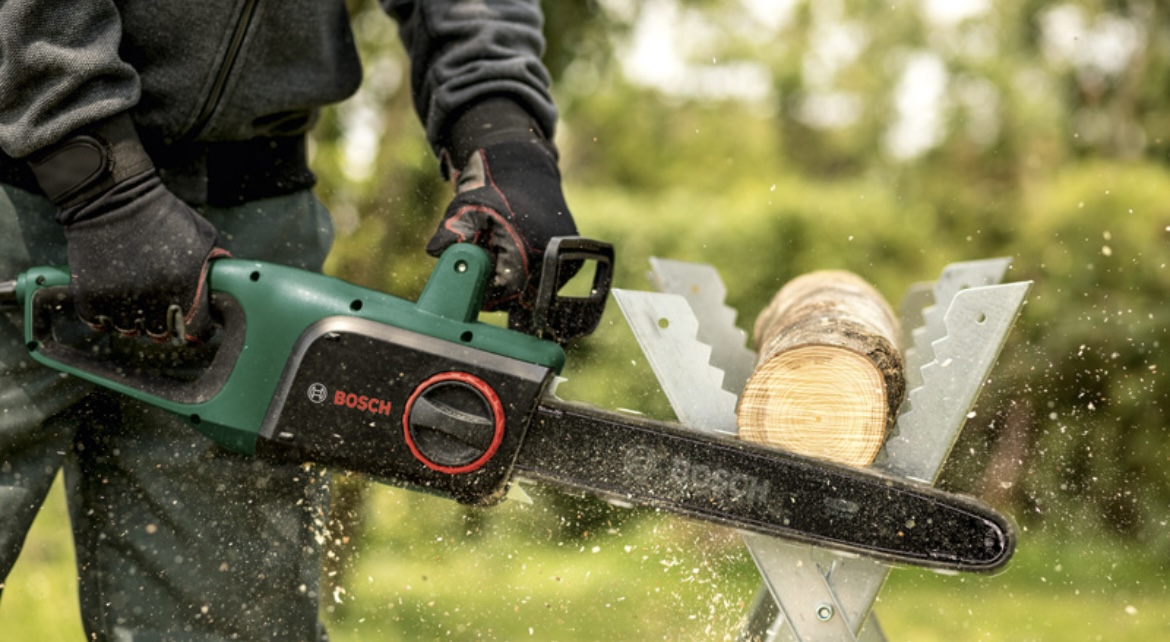 Bosch Kettensäge UniversalChain 35, 1800 Watt
