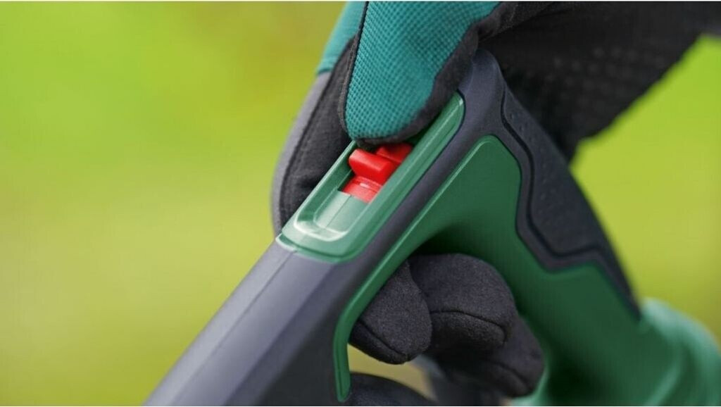 Bosch Universal LeafBlower 18V-130