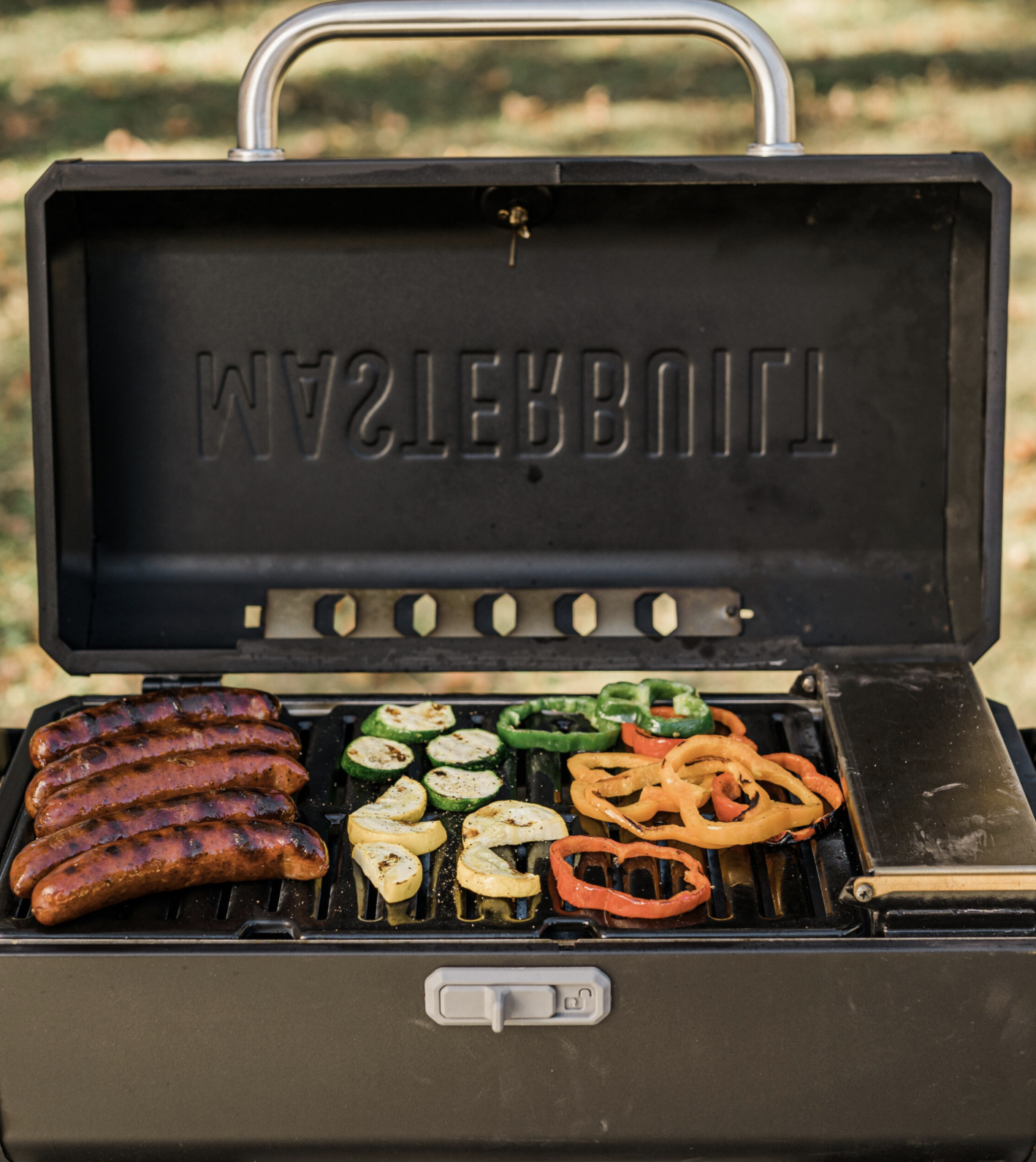 Masterbuilt Charcoal Grill + Smoker (MB20040622)