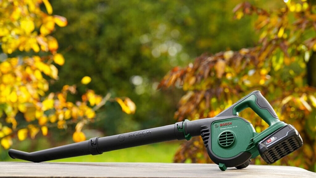Bosch Universal LeafBlower 18V-130