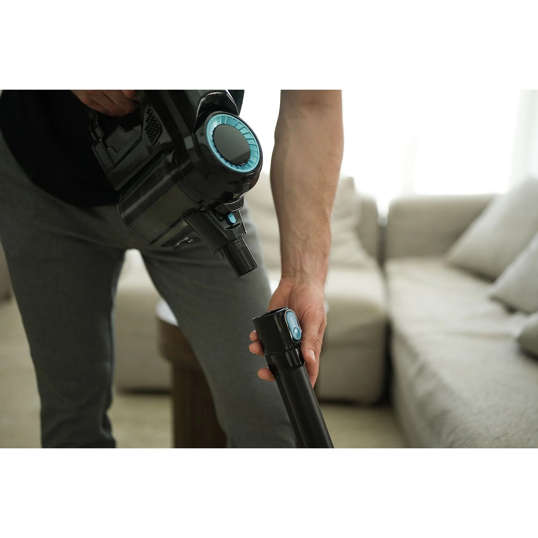 KOENIC KVR 22225 Handstick Vacuum Cleaner Handstaubsauger, Akkubetrieb, 130 Watt