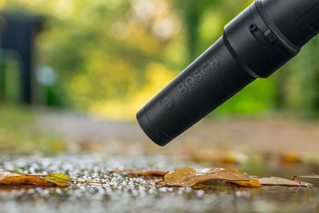 Bosch Laubbläser Akku 18V - GBL 18V-800 - Professional Gebläse + Aufsätze