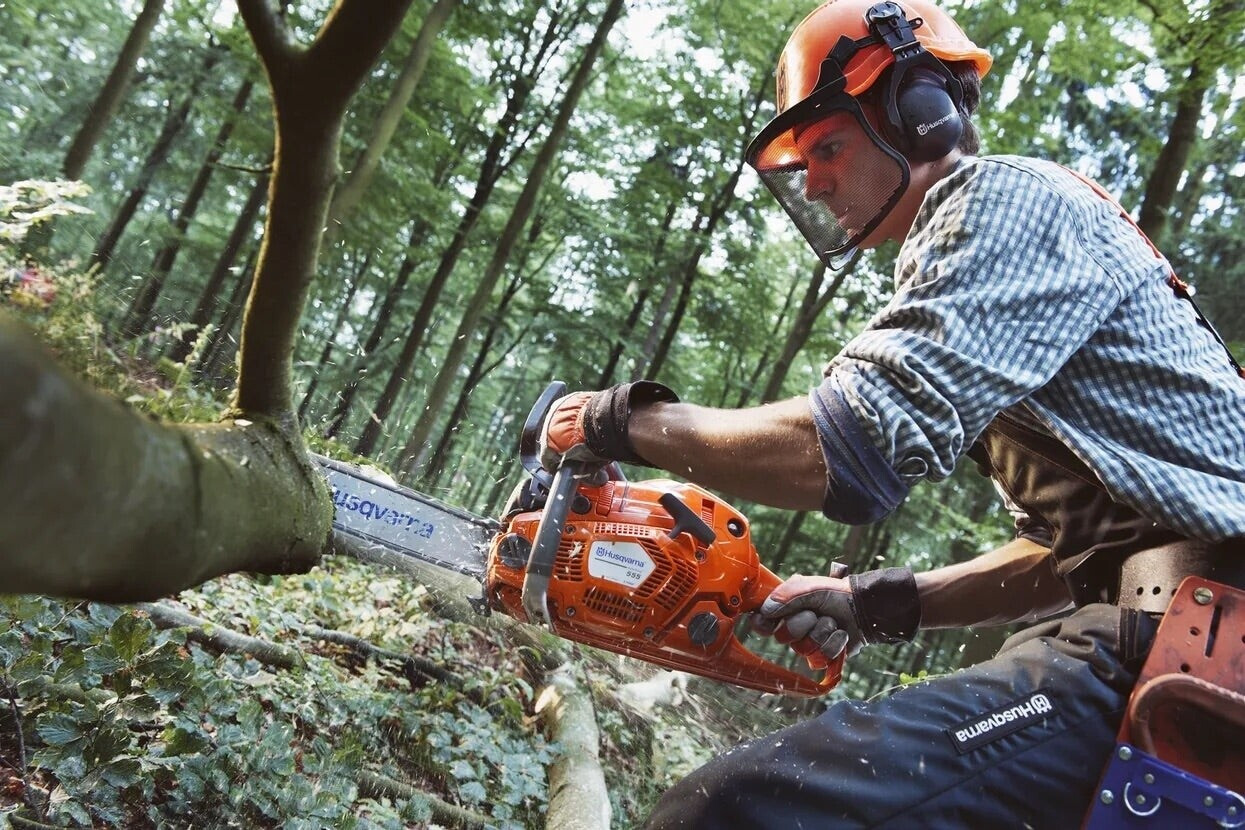 Husqvarna 555 18 Zoll Benzin-Kettensäge