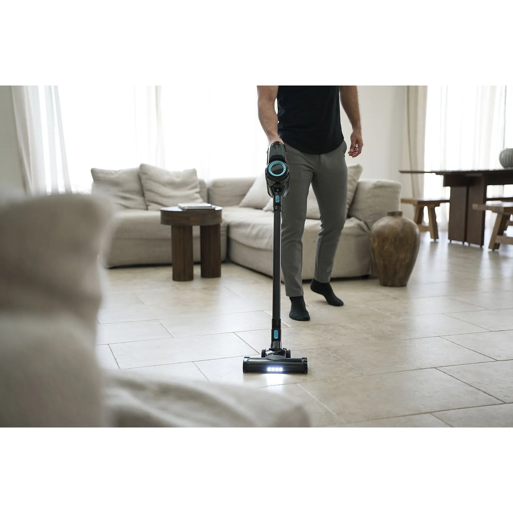KOENIC KVR 22225 Handstick Vacuum Cleaner Handstaubsauger, Akkubetrieb, 130 Watt