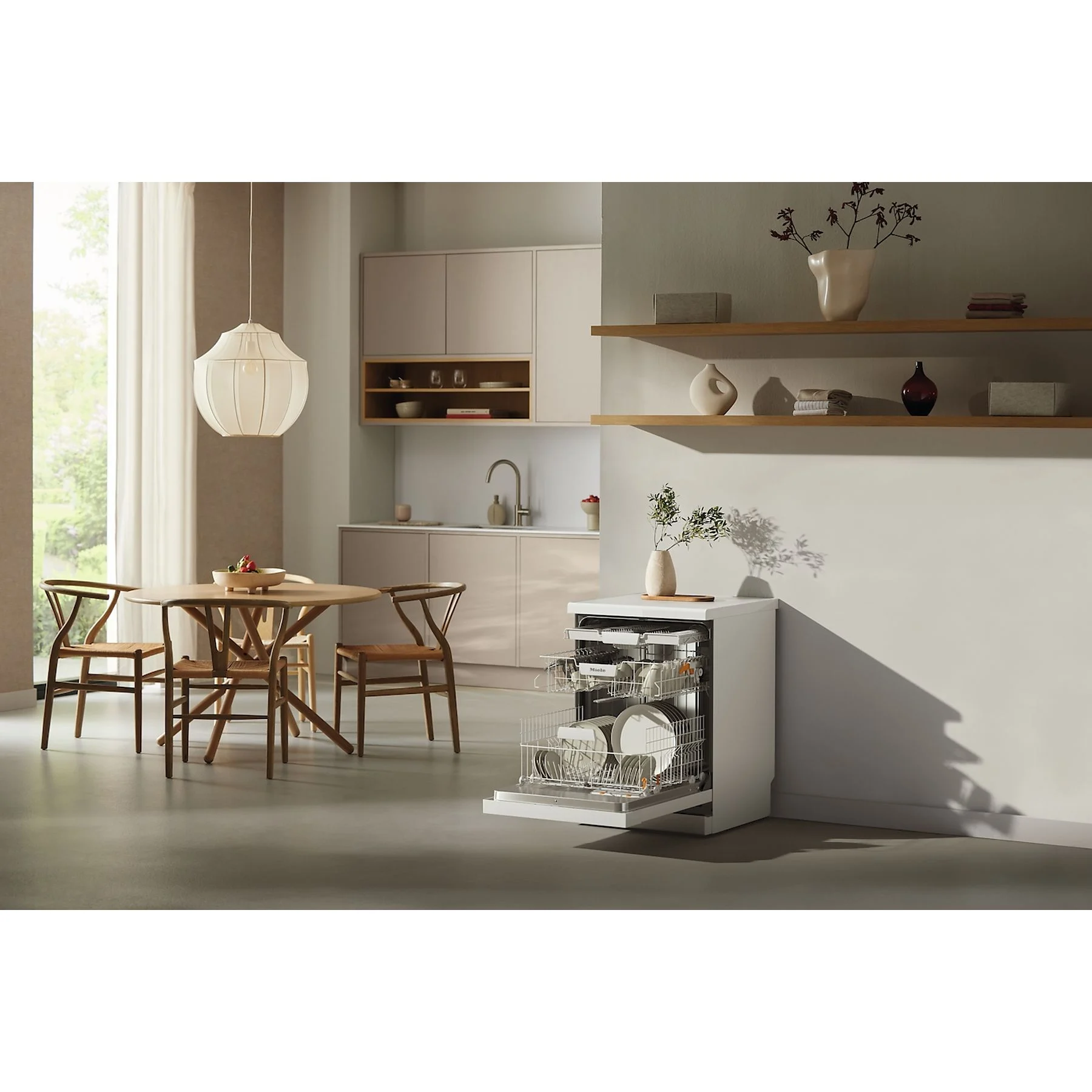 MIELE G 5611 SC Active Geschirrspüler (Standgerät, 598 mm breit, 45 dB (A), A)