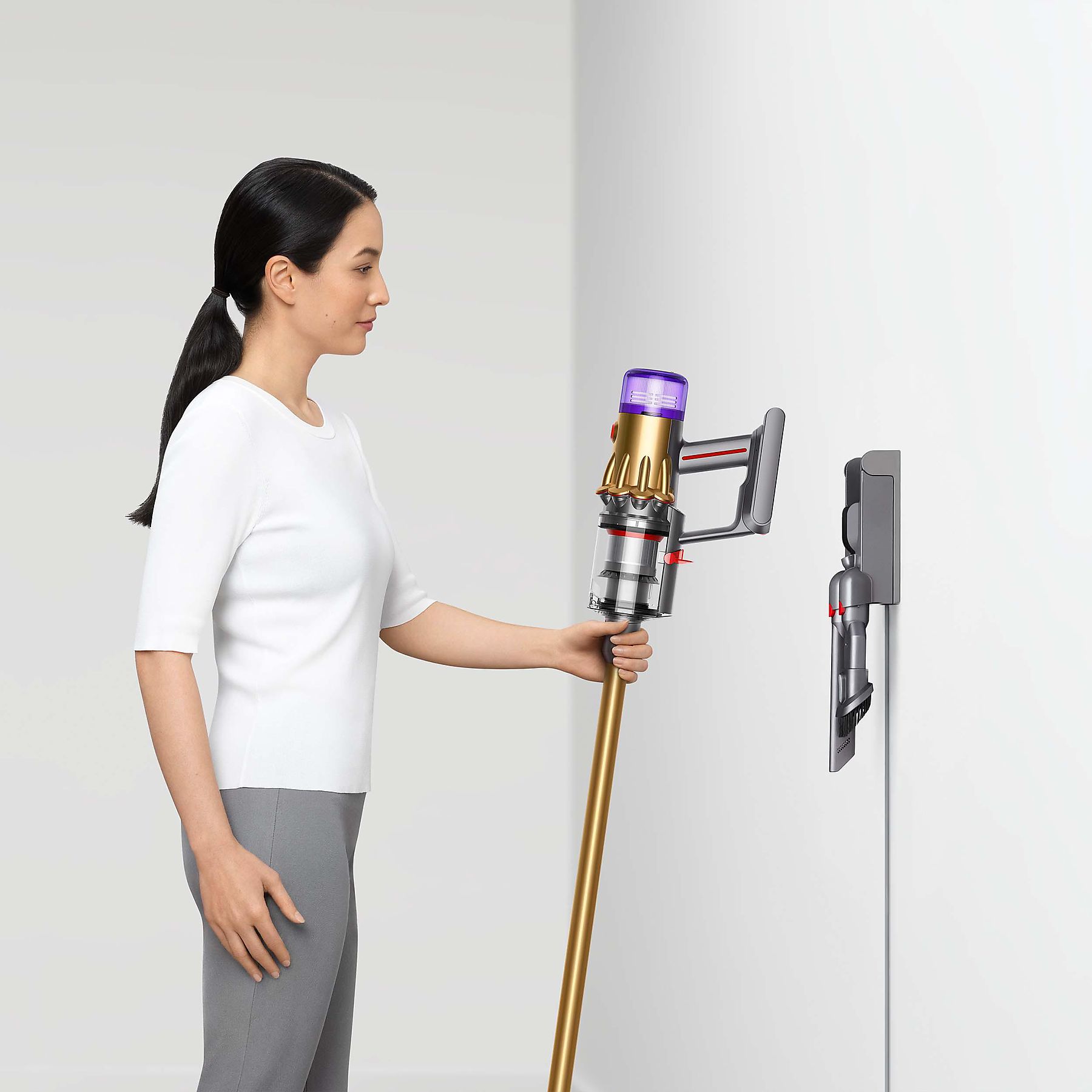 DYSON V12 Slim Complete Stielsauger, Akkubetrieb, 545 Watt
