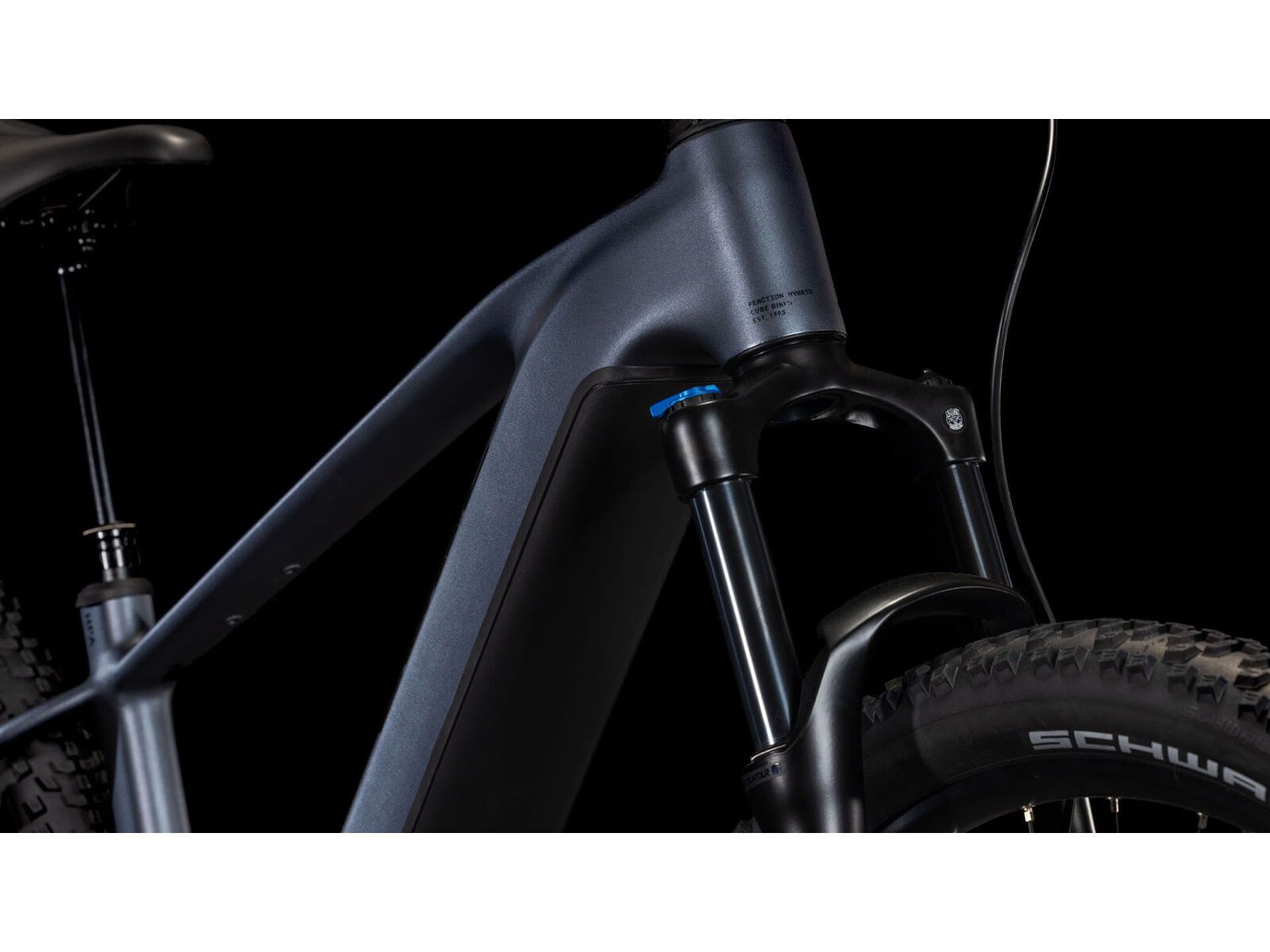 Cube Reaction Hybrid Pro 800