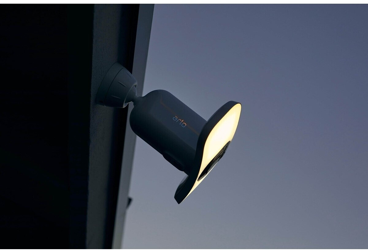Arlo Pro 3 Flutlicht-Kamera (FB1001B)