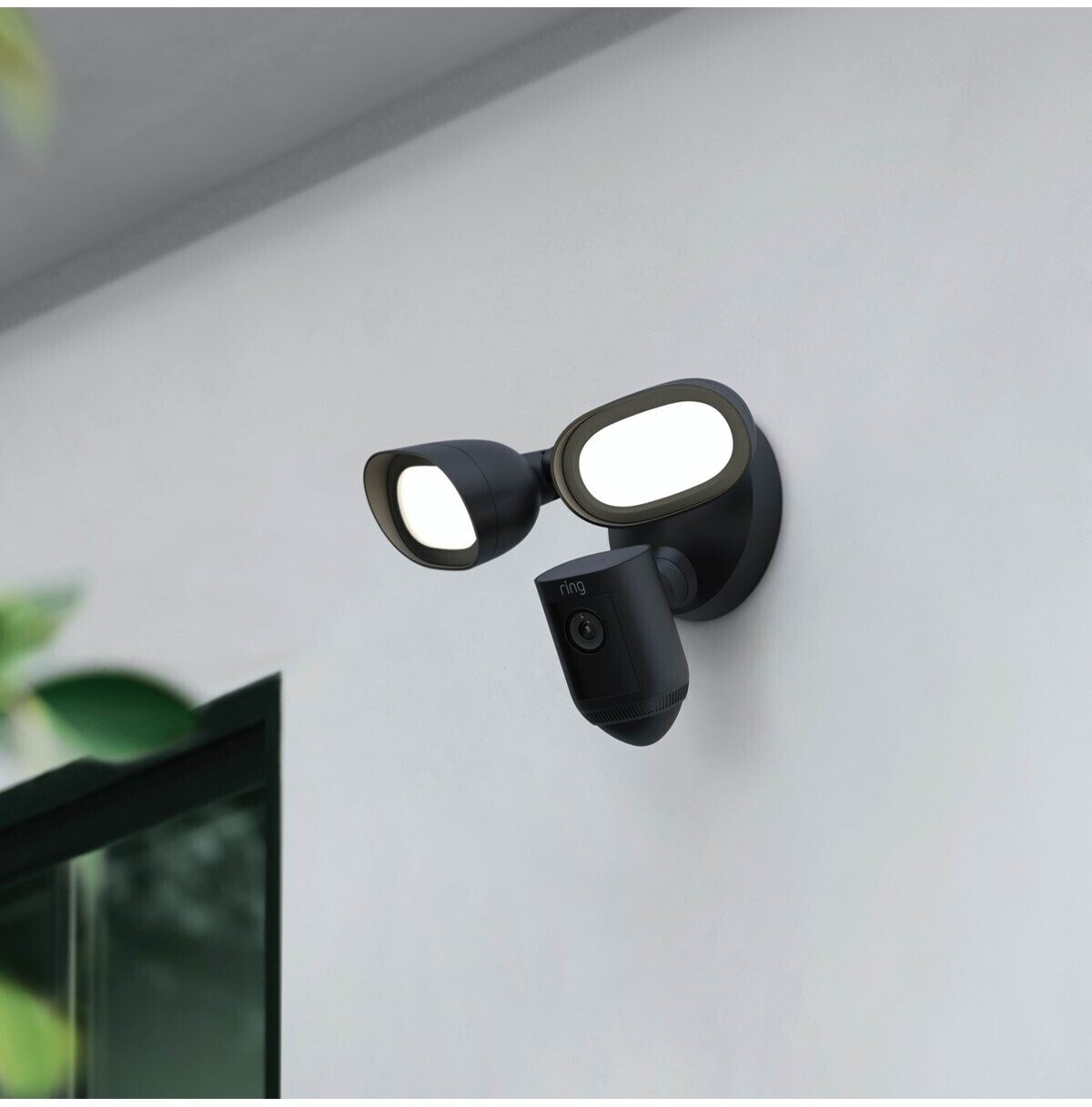 Ring Floodlight Cam Wired Pro black (8SF1E1-BEU0)