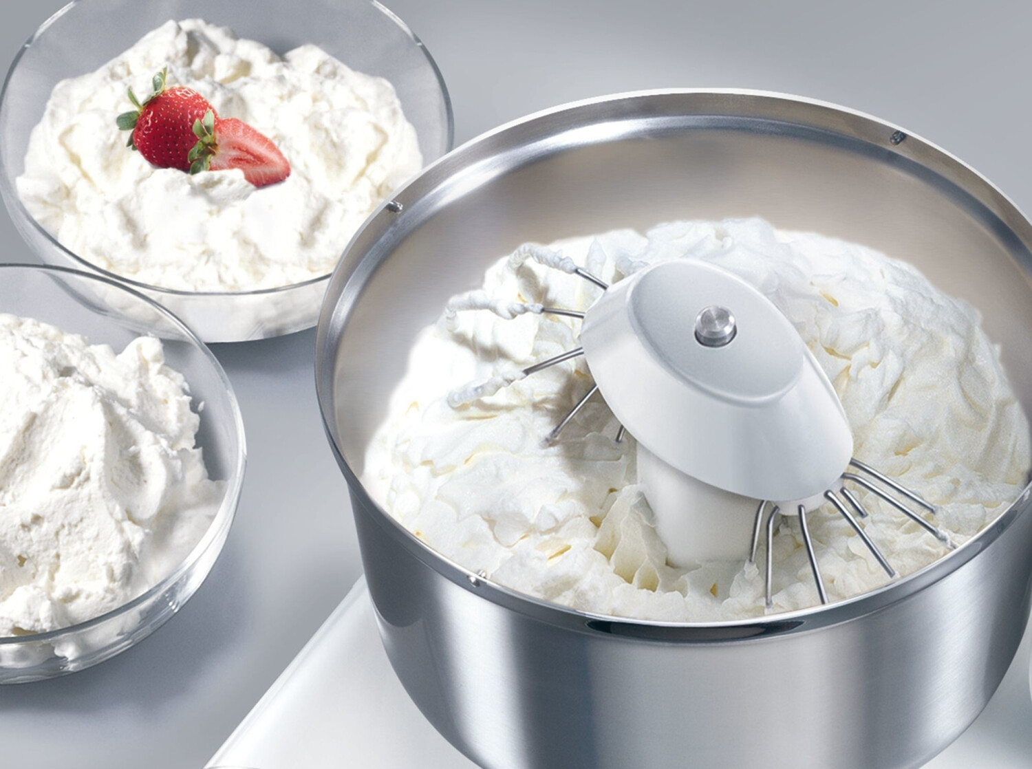 Bosch Universal Plus MUM 6N21 weiß/silber 