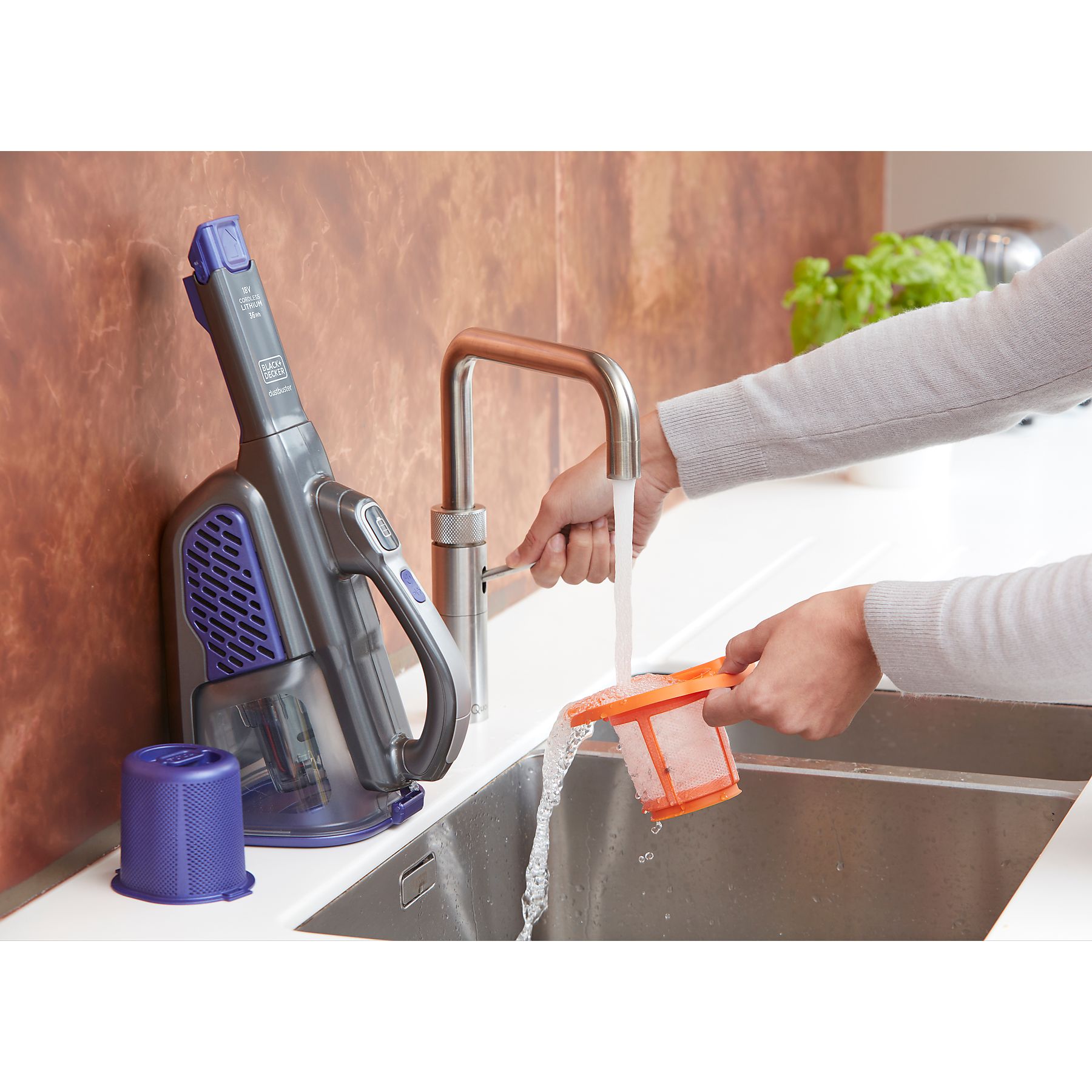 BLACK+DECKER BHHV520BFP Handstaubsauger, Akkubetrieb, 36 Watt