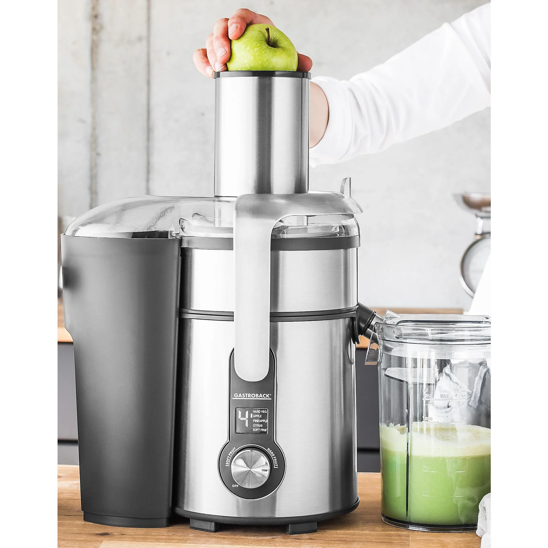 GASTROBACK 40153 Design Multijuicer Digital Pro Entsafter 1300 Watt, Silber