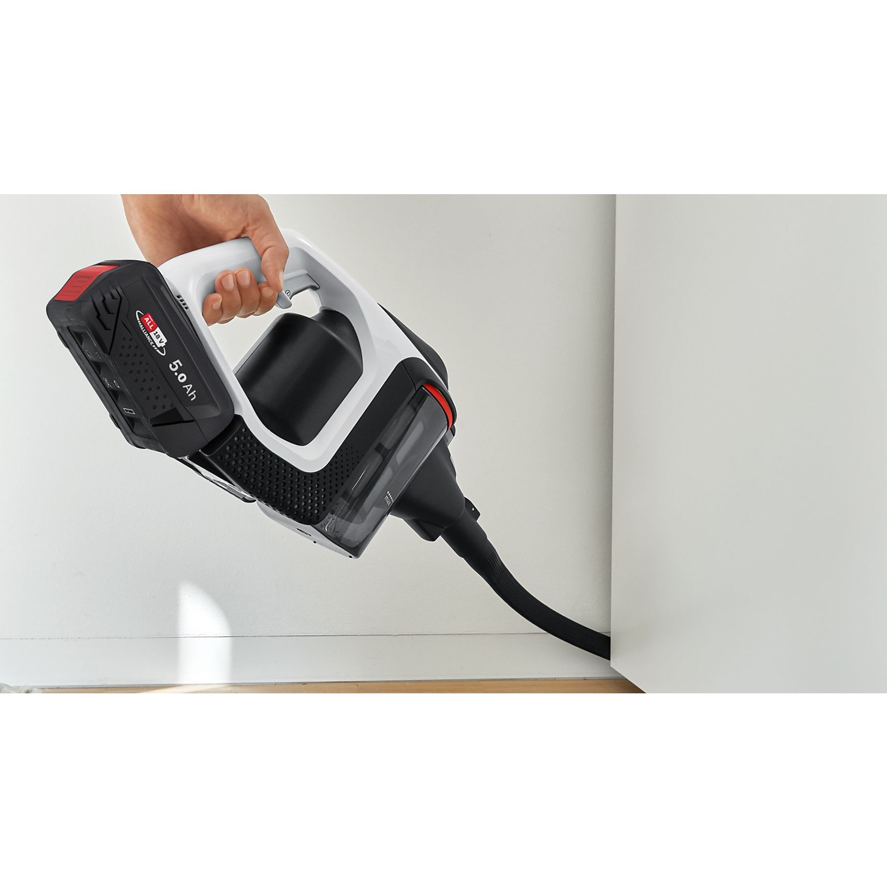 BOSCH BSS825ALL Stielsauger, Akkubetrieb