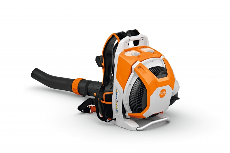 STIHL BRA 500 mit 2x Akku AP 500 S und Ladegerät AL 501