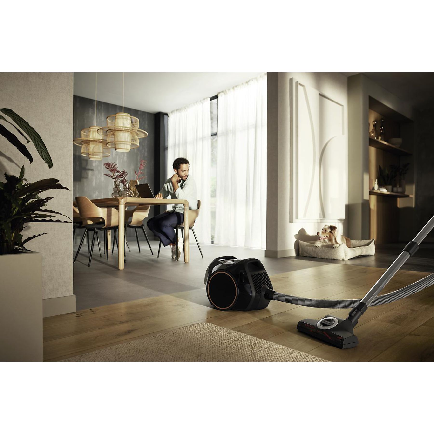 MIELE Boost CX1 Cat & Dog PowerLine Staubsauger, maximale Leistung: 890 Watt