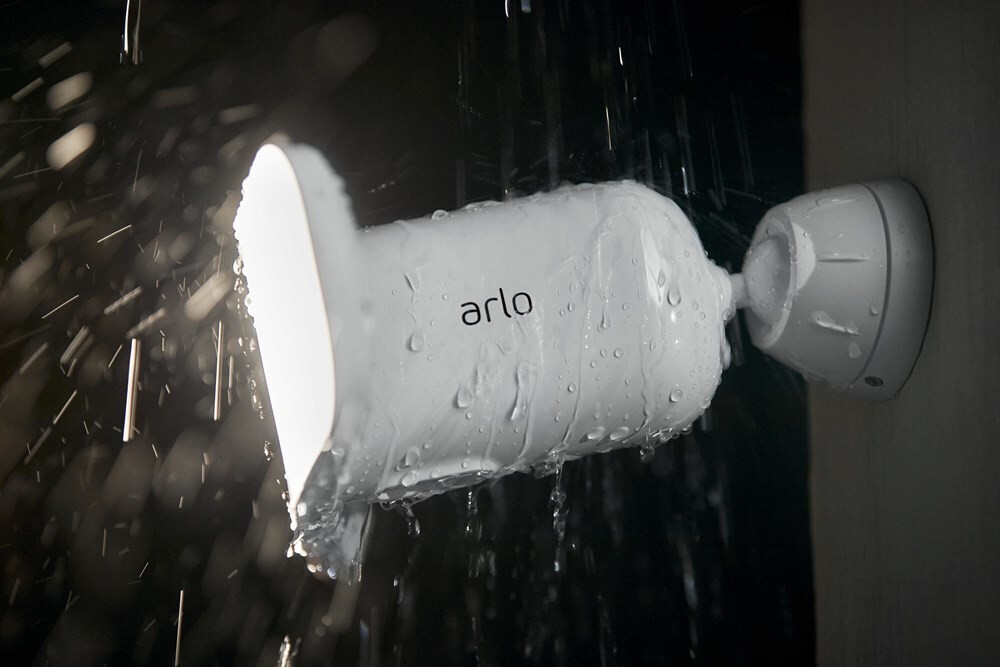 Arlo Pro 3 Flutlicht-Kamera (FB1001)